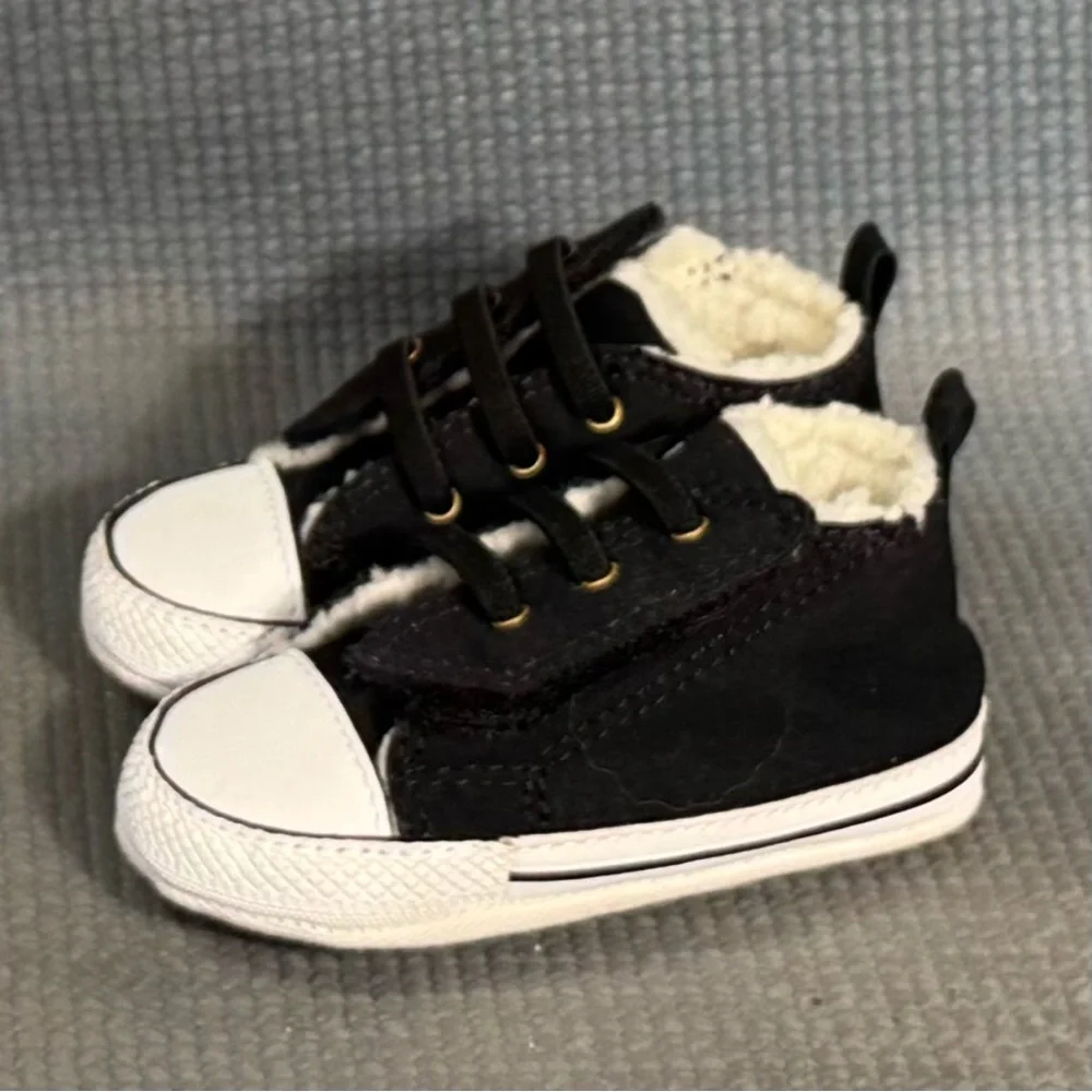 Converse All Star Chuck Taylor Crib Baby Black Soft Sole Shoes Size 2C‎